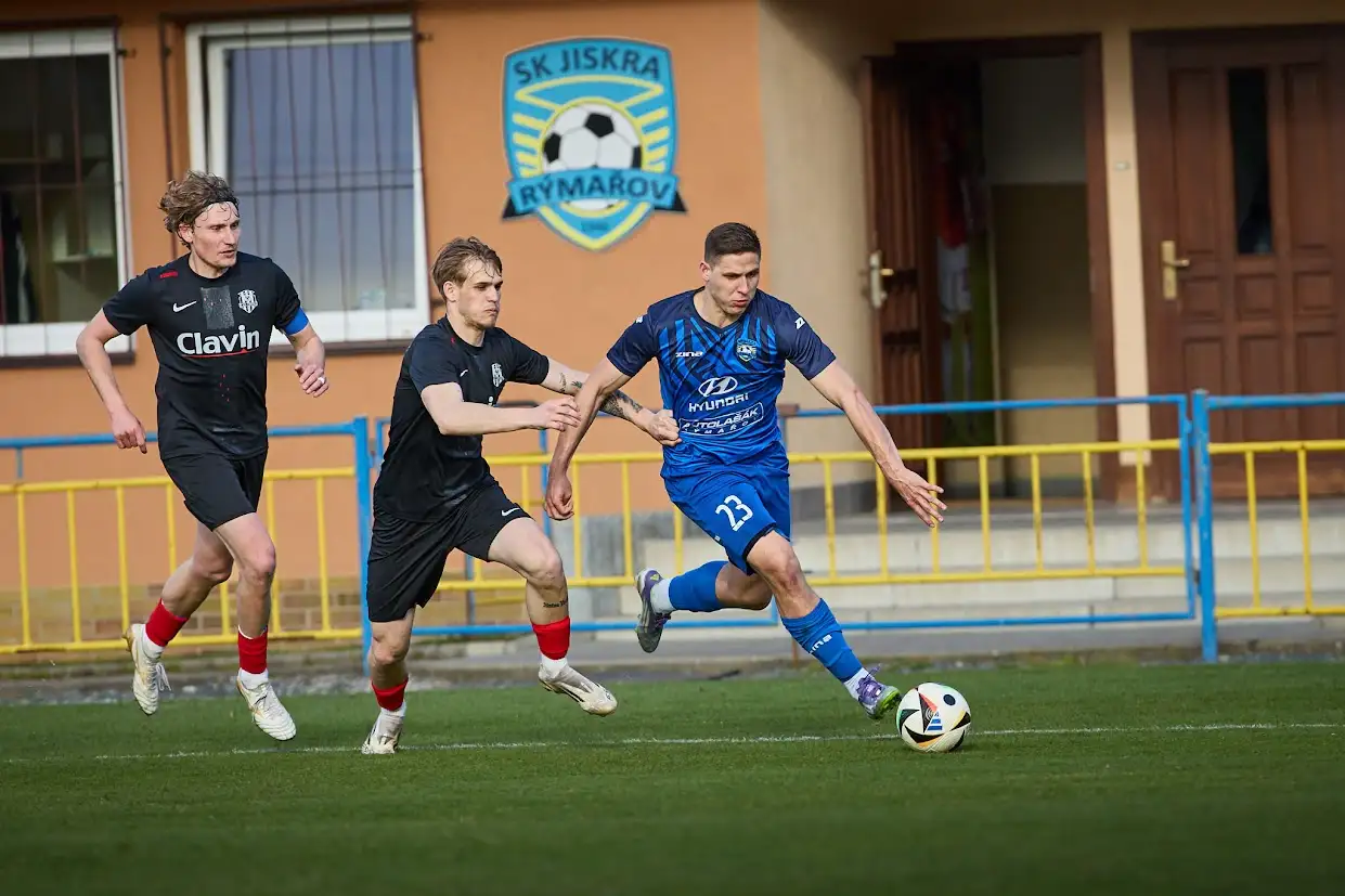 Jiskra remizovala s mladíky Opavy