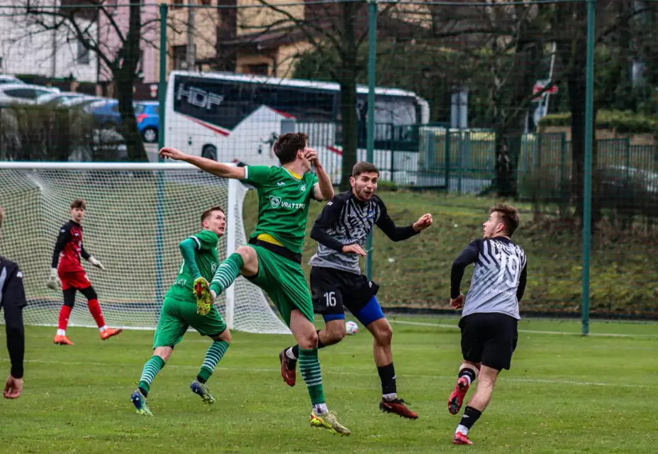 Na těžkém terénu bez bodu. Jiskra ve Vratimově padla