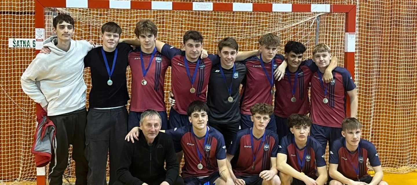 Dorostenci Jiskry Rýmařov ovládli halového přeborníka OFS Bruntál!