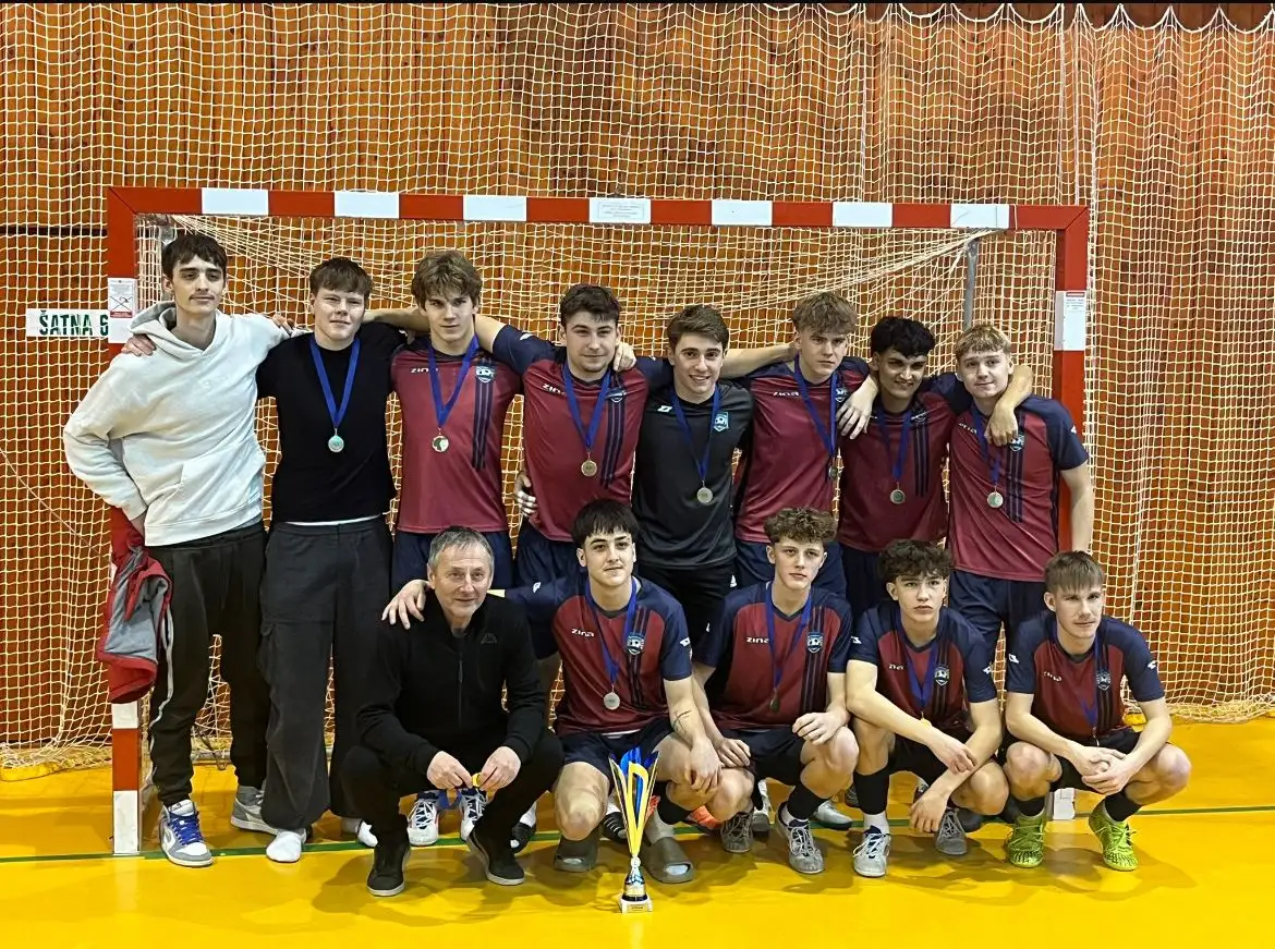 Dorostenci Jiskry Rýmařov ovládli halového přeborníka OFS Bruntál!