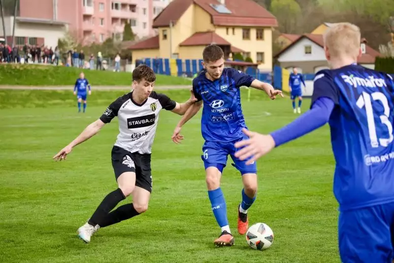 Jiskra na favorita nestačila a ve Strání prohrála 0:2