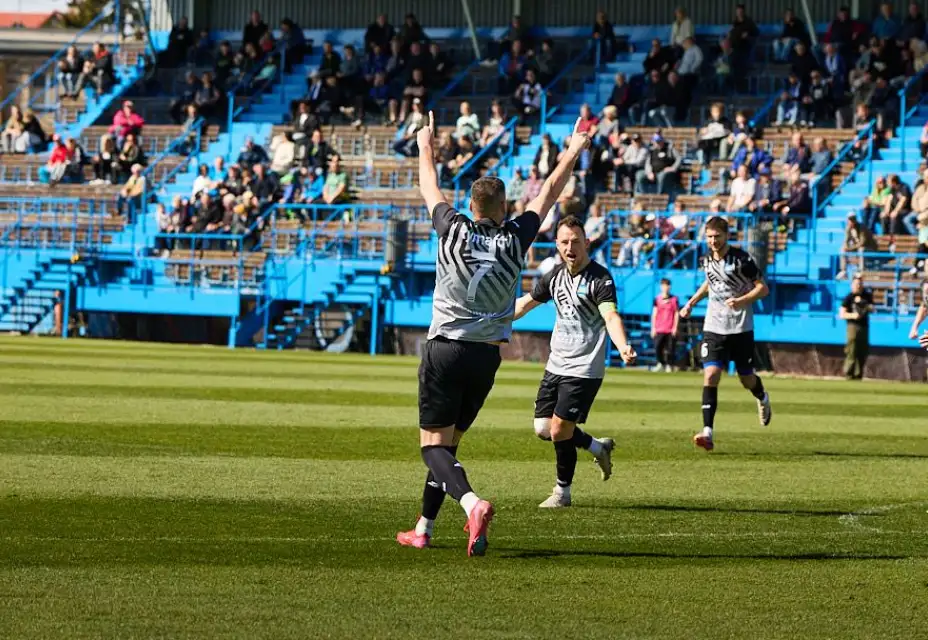 Další skalp favorita! Jiskra přestřílela havířovské Indiány 3:2